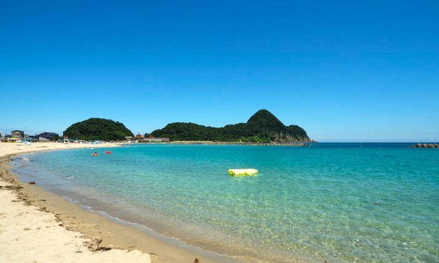 【沖縄より綺麗な海教えたるわw】これが兵庫の竹野ブルーや！