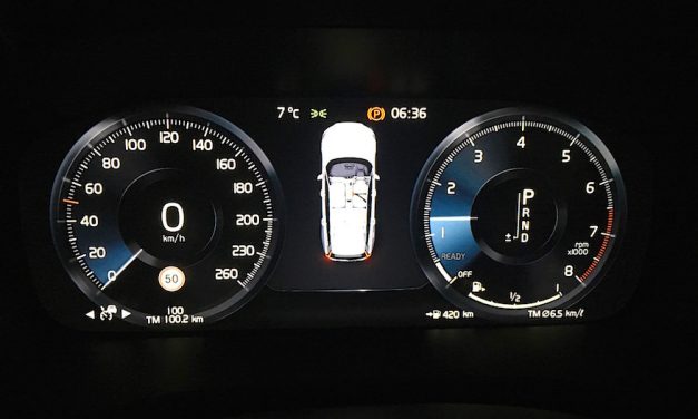 【Volvo New V60】街乗り１００km で分かった実燃費