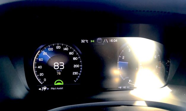 【Volvo の自動運転】Pilot Assist が高性能過ぎてヤバい！？