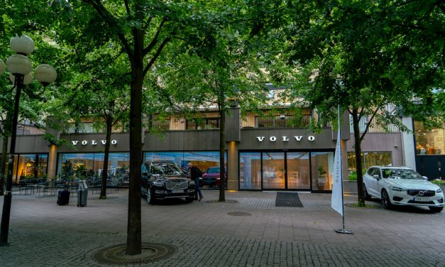 【スウェーデン本国へ】Volvo Studio Stockholmへ文句を言いに行ってみた！