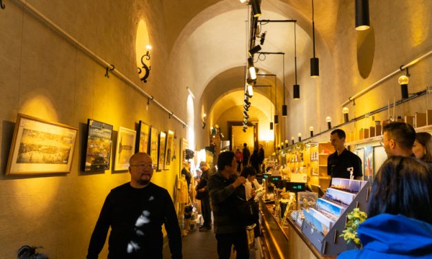 【スウェーデン土産】ストックホルム市庁舎のギフトショップは穴場？